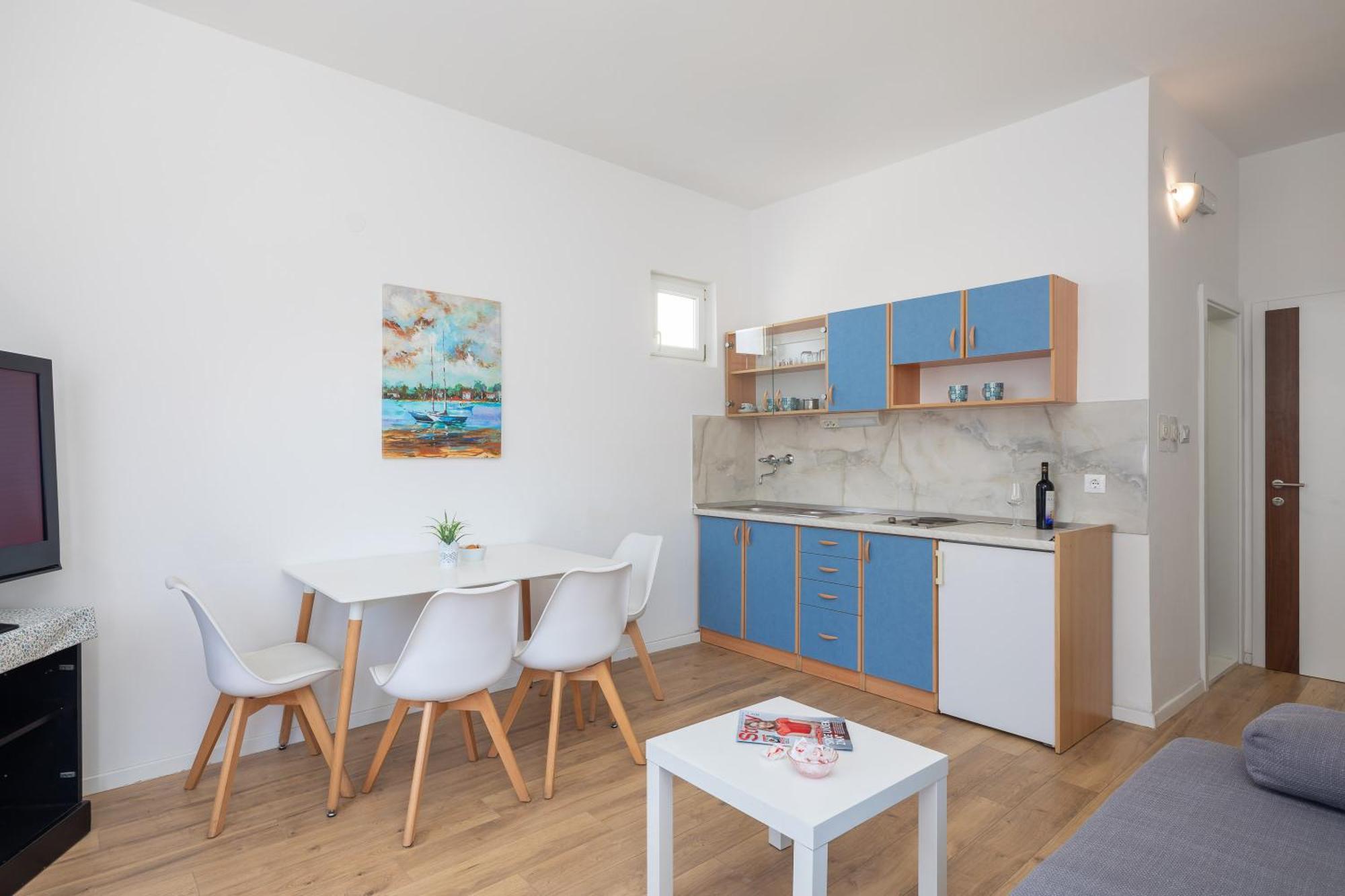 Apartments Near Central Beach With Free Parking Makarska Extérieur photo