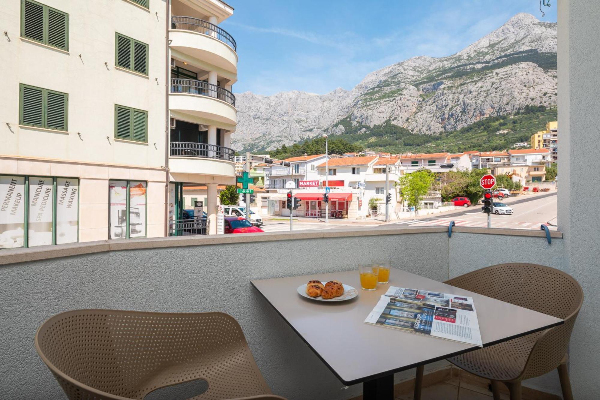 Apartments Near Central Beach With Free Parking Makarska Chambre photo