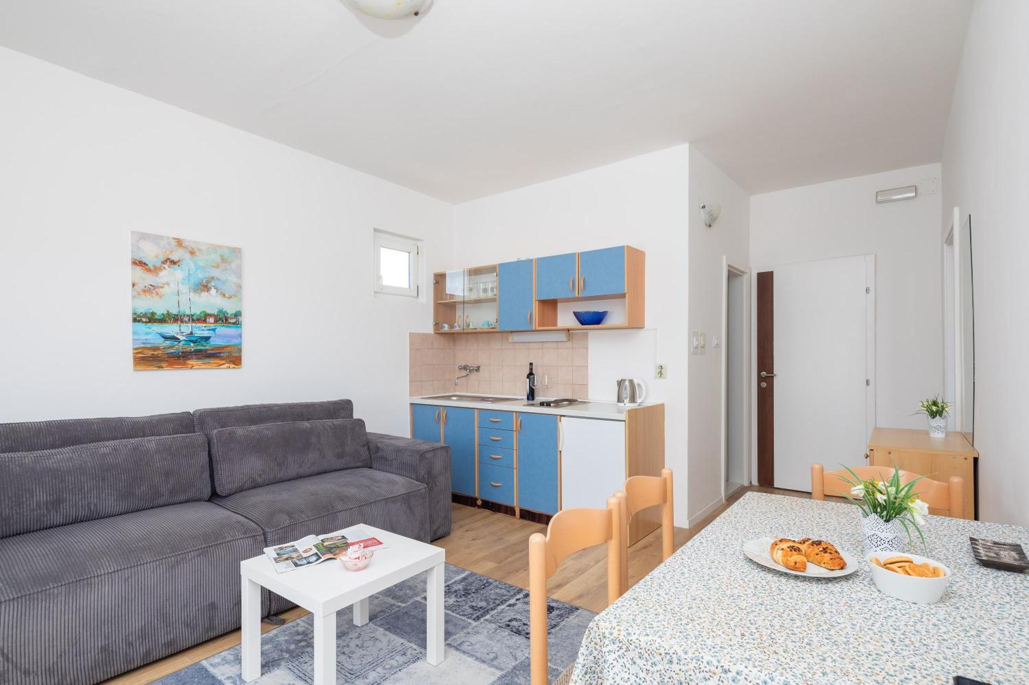 Apartments Near Central Beach With Free Parking Makarska Chambre photo