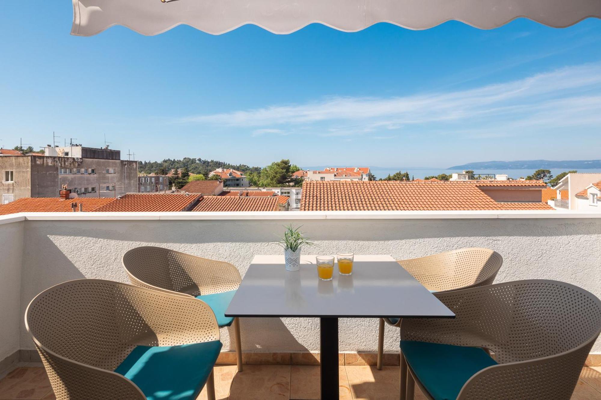 Apartments Near Central Beach With Free Parking Makarska Extérieur photo
