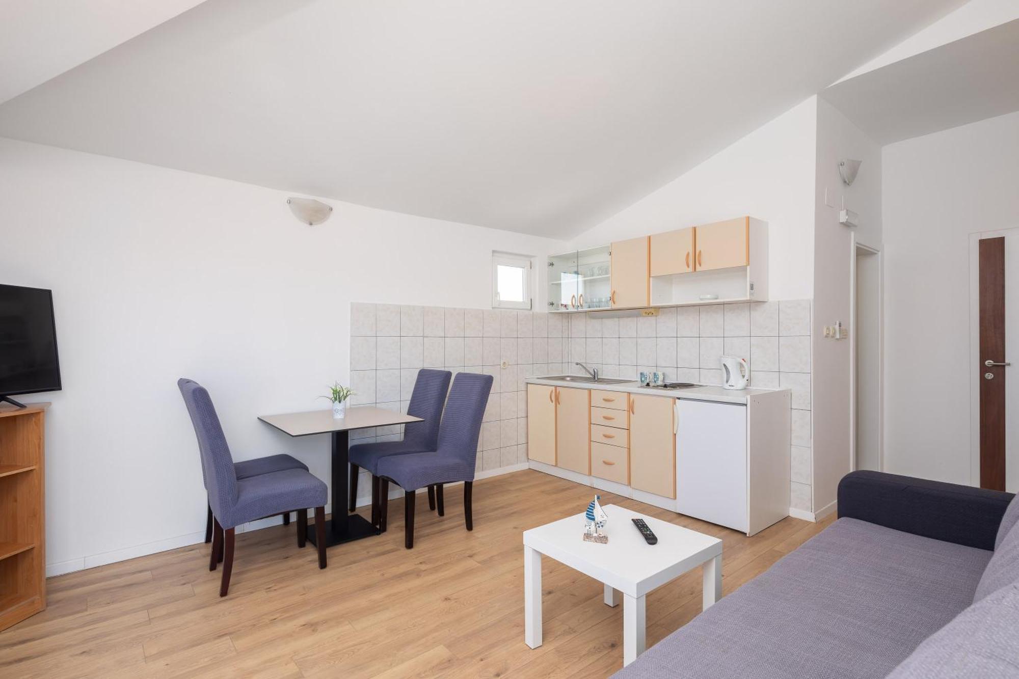 Apartments Near Central Beach With Free Parking Makarska Chambre photo